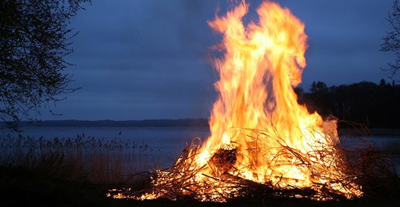 Regnfuld vasketøj Slapper af Sankt Hans fest i Amager Strandpark • Socialdemokratiet i København