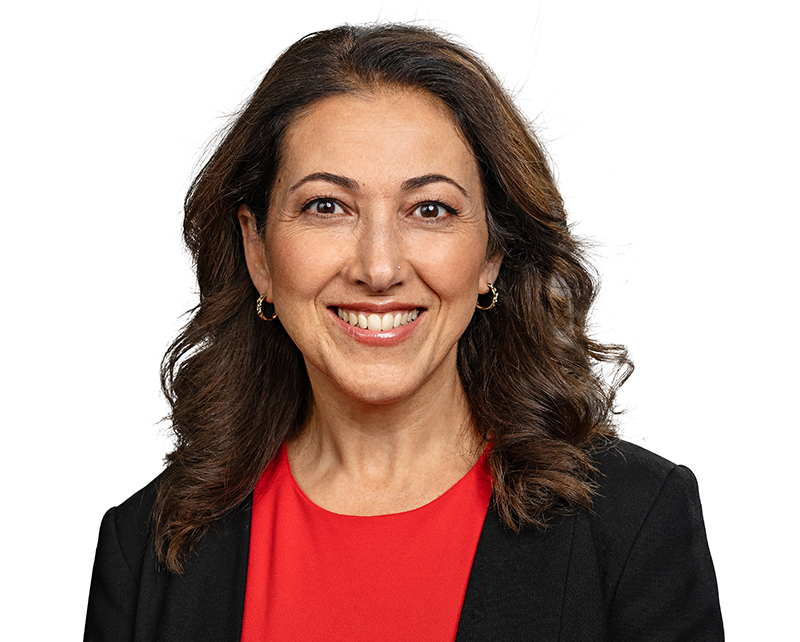 YILDIZ AKDOGAN 800Px) 1